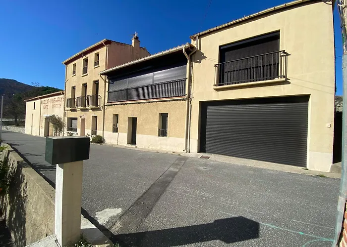 Spacieux, Climatise, Parking Prive, Wifi Et Vue Imprenable Apartman